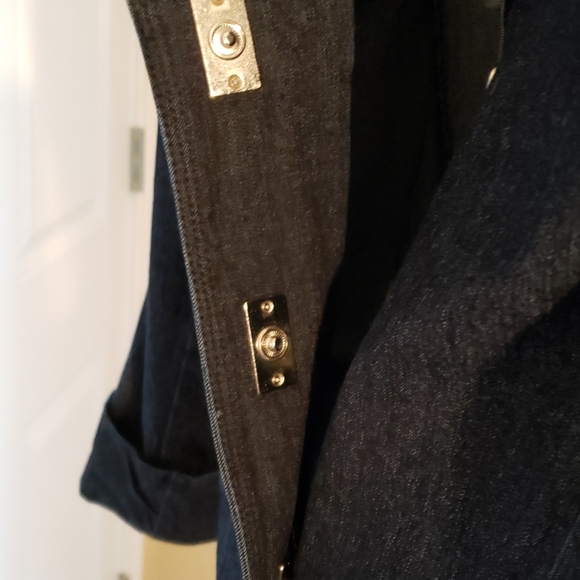 Jacket - Picture 5 of 5